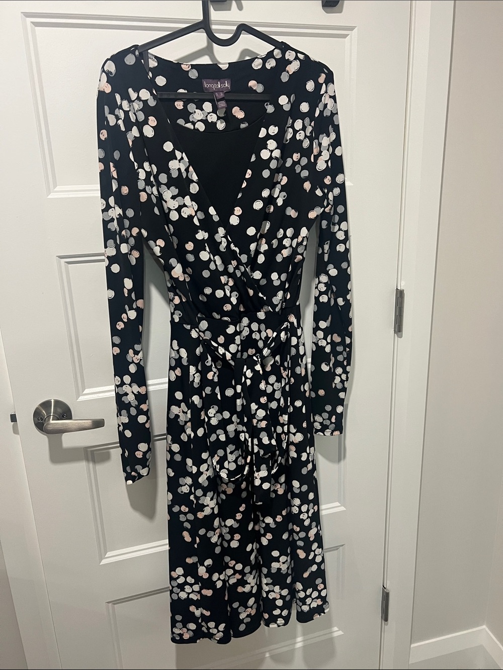 long tall sally Black Floral Long-Sleeve Wrap Dress